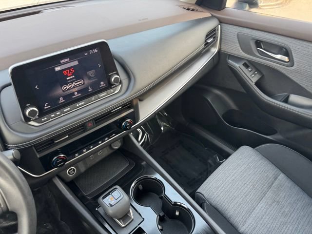 Used 2023 Nissan Rogue SV AWD/4WD image 22