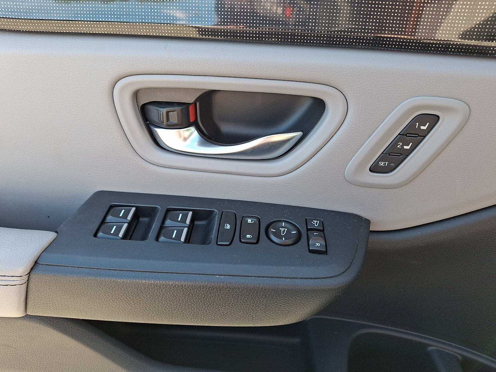 Used 2023 Honda Pilot Elite image 13