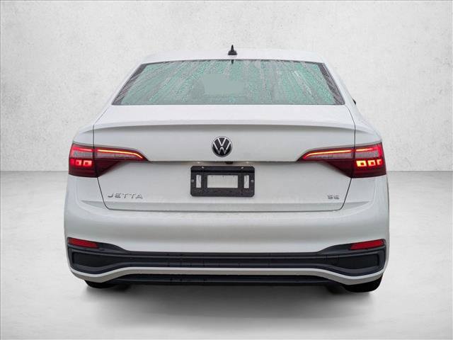 Used 2024 Volkswagen Jetta SE w/ Panoramic Sunroof Package FWD image 6