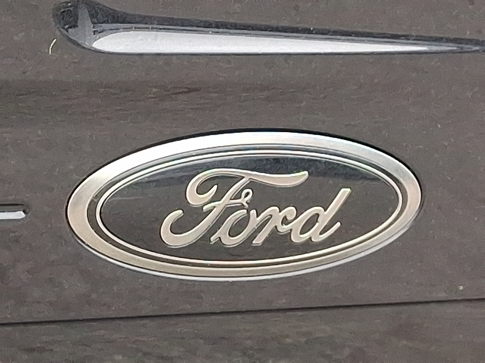 Certified 2023 Ford F150 Platinum w/ Equipment Group 701A High AWD/4WD image 30