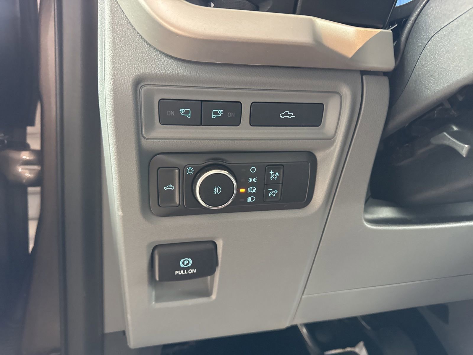 Certified 2021 Ford F150 XLT w/ Equipment Group 302A High image 26