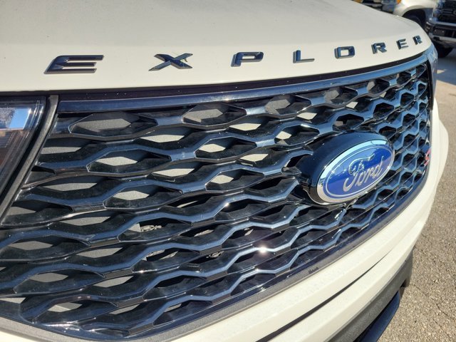 Certified 2024 Ford Explorer ST w/ Equipment Group 401A image 7
