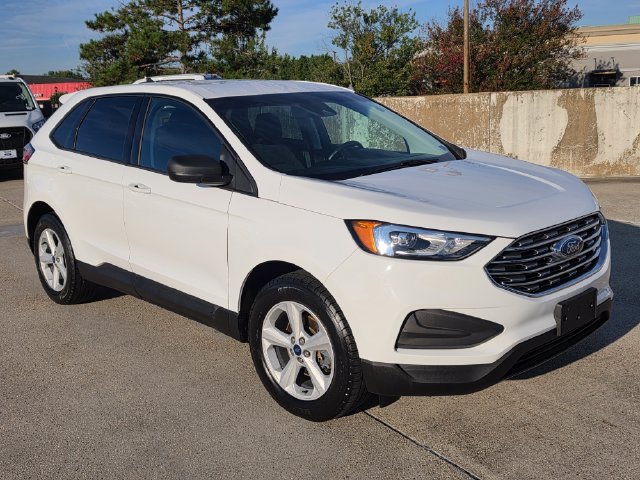 Certified 2020 Ford Edge SE FWD image 3