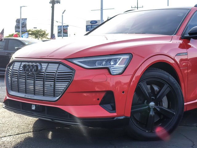 Used 2019 Audi e-tron Premium Plus AWD/4WD image 2