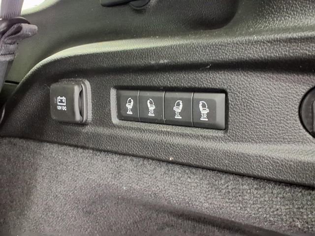 Used 2021 Jeep Grand Cherokee L Summit w/ Advanced Protech Group IV AWD/4WD image 24