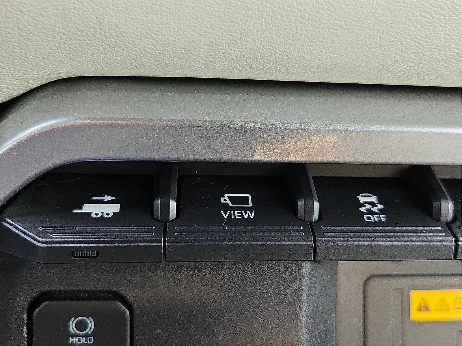 Used 2022 Toyota Tundra Capstone AWD/4WD image 19