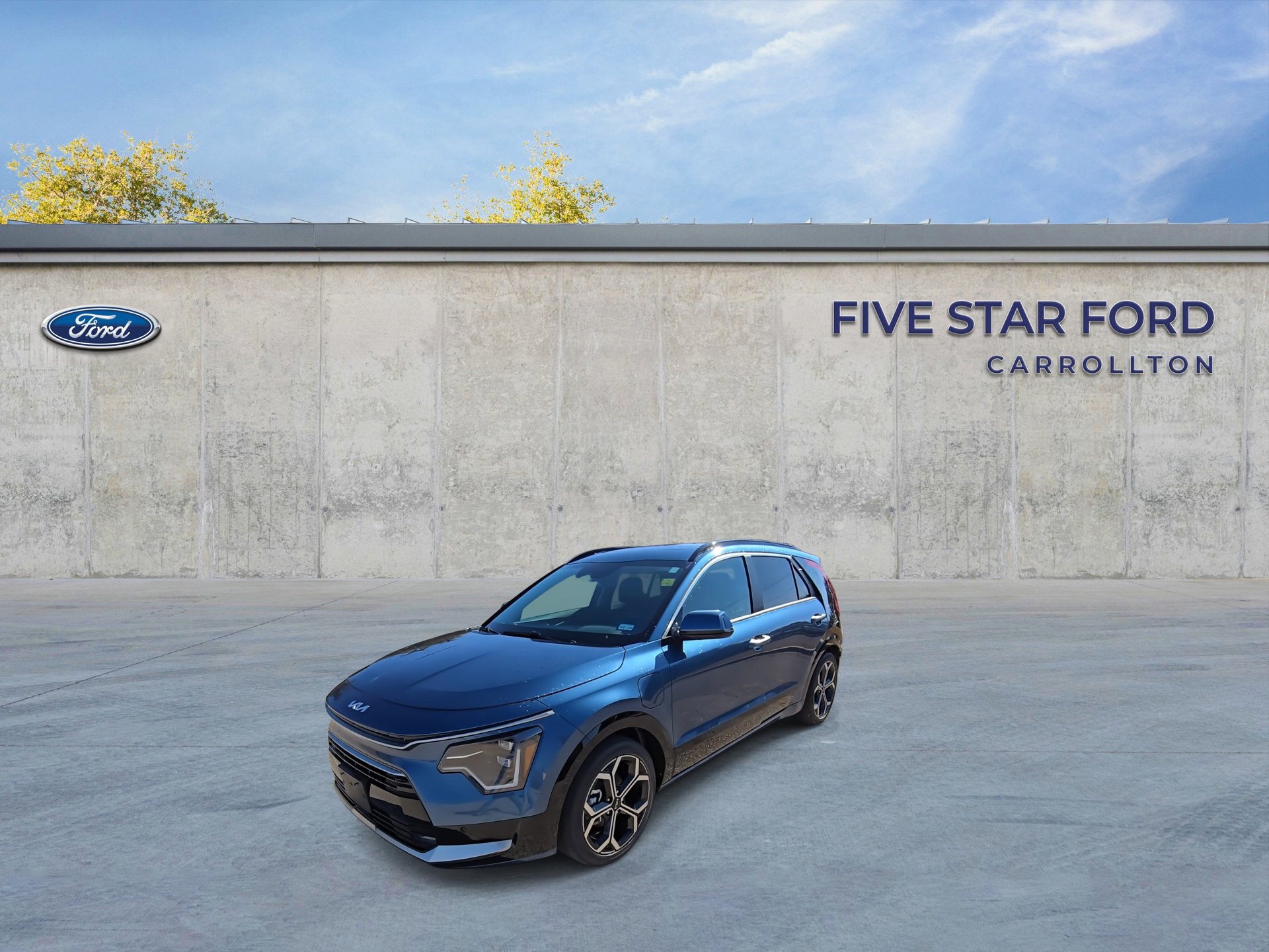 Used 2023 Kia Niro SX Touring image 5