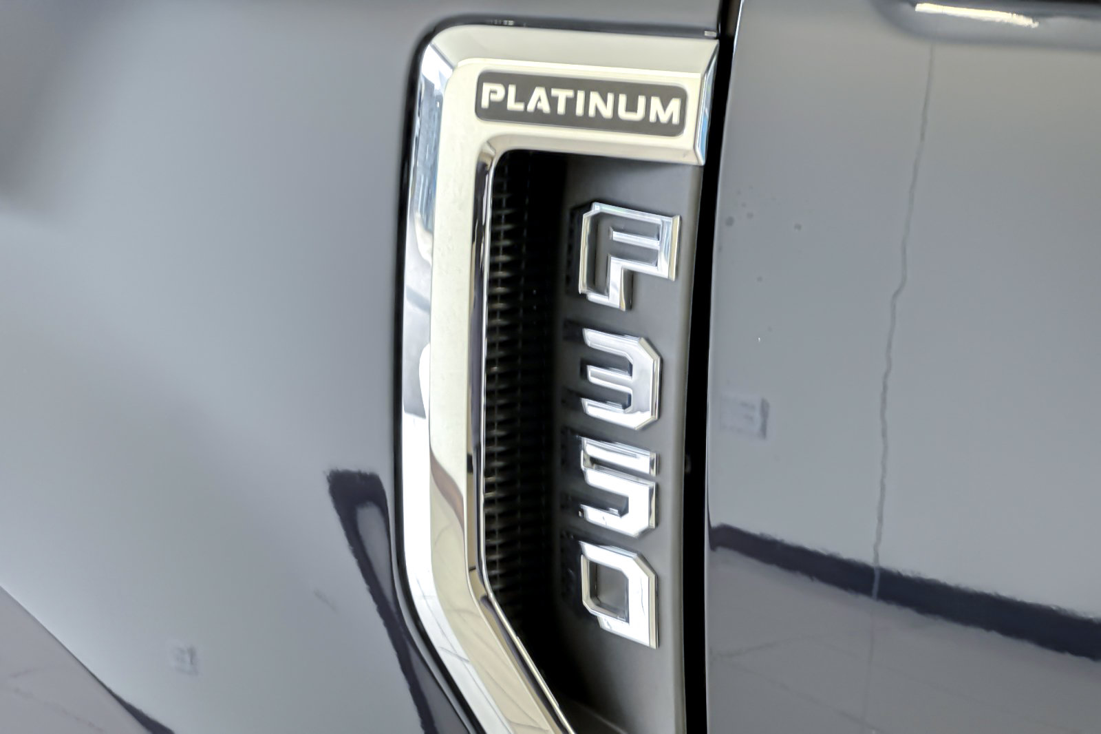 Certified 2022 Ford F350 Platinum AWD/4WD image 27