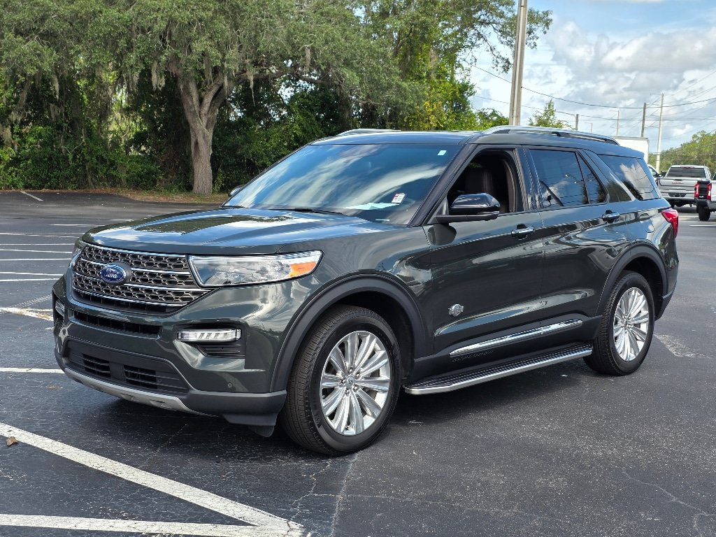 Certified 2023 Ford Explorer King Ranch w/ Technology Package AWD/4WD image 3