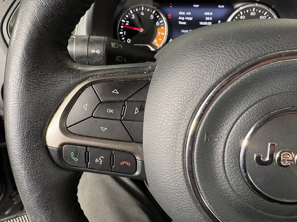 Used 2022 Jeep Renegade Limited AWD/4WD image 22