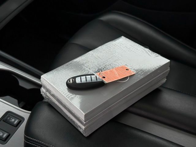 Used 2024 Nissan Murano SL image 17