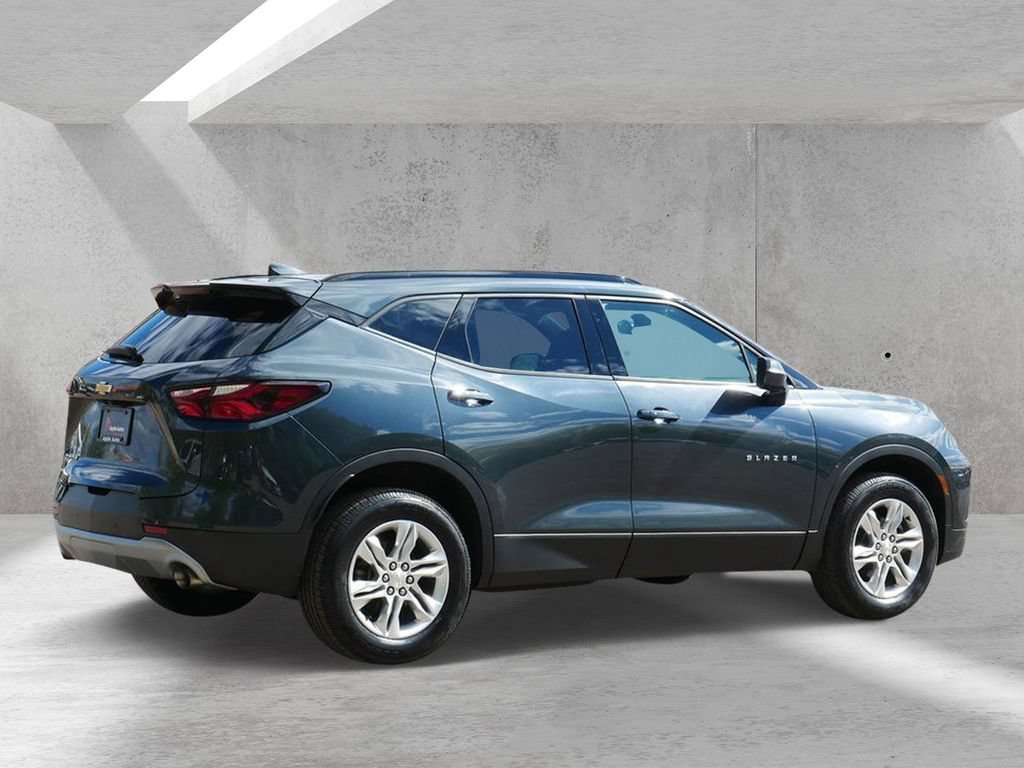 Used 2020 Chevrolet Blazer LT FWD image 3