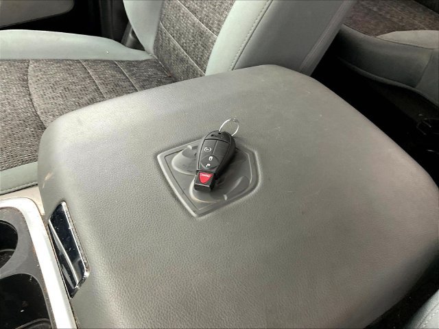 Used 2017 RAM 1500 Big Horn AWD/4WD image 34