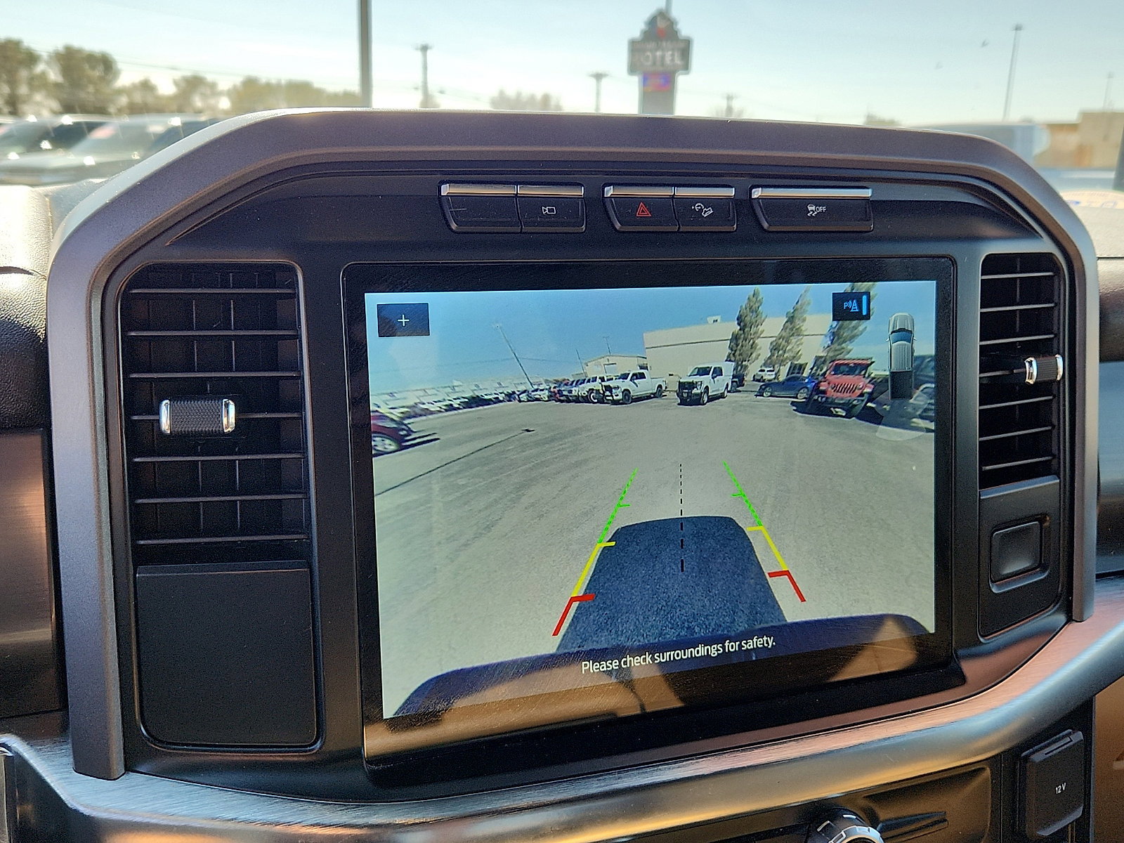 Certified 2022 Ford F150 Lariat image 11