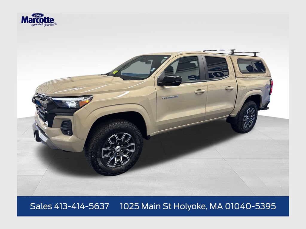 Used 2024 Chevrolet Colorado Z71 w/ Z71 Convenience Package 2