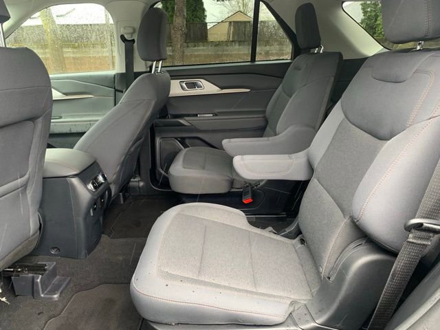 Certified 2025 Ford Explorer Active image 16