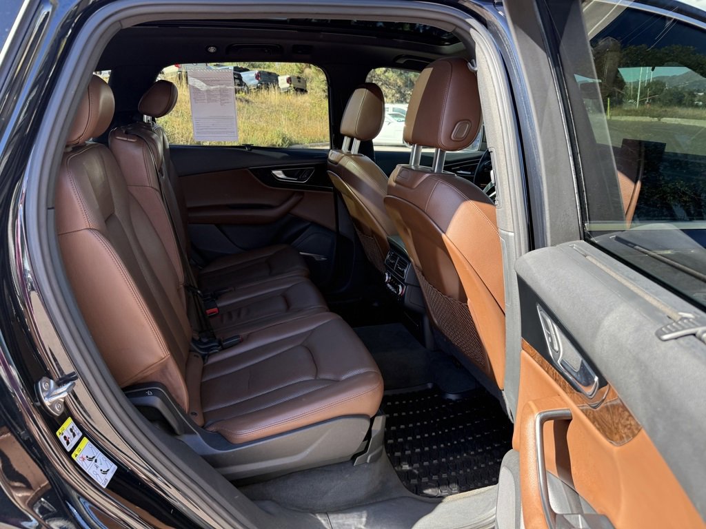 Used 2017 Audi Q7 3.0T Premium Plus image 24