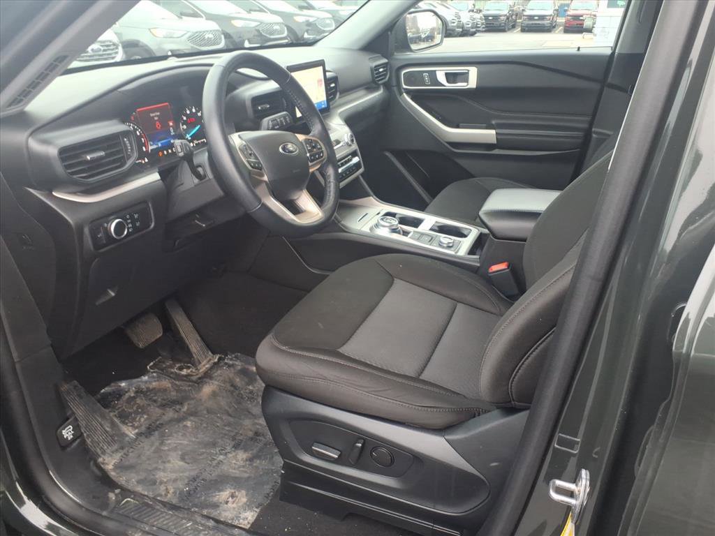 Certified 2023 Ford Explorer XLT image 37