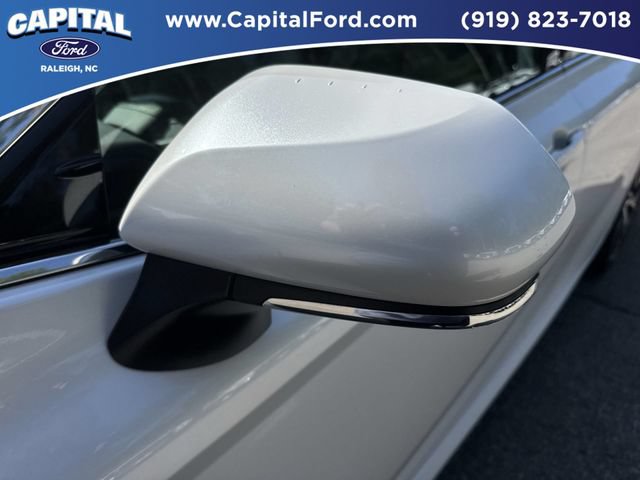 Used 2023 Toyota Camry XLE FWD image 12