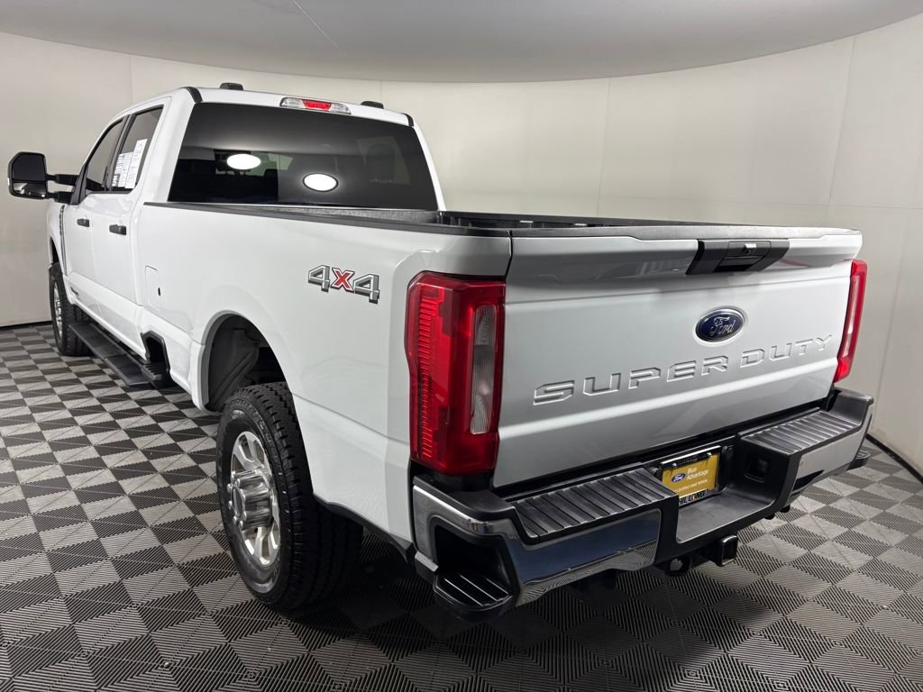 Certified 2024 Ford F350 XLT image 3