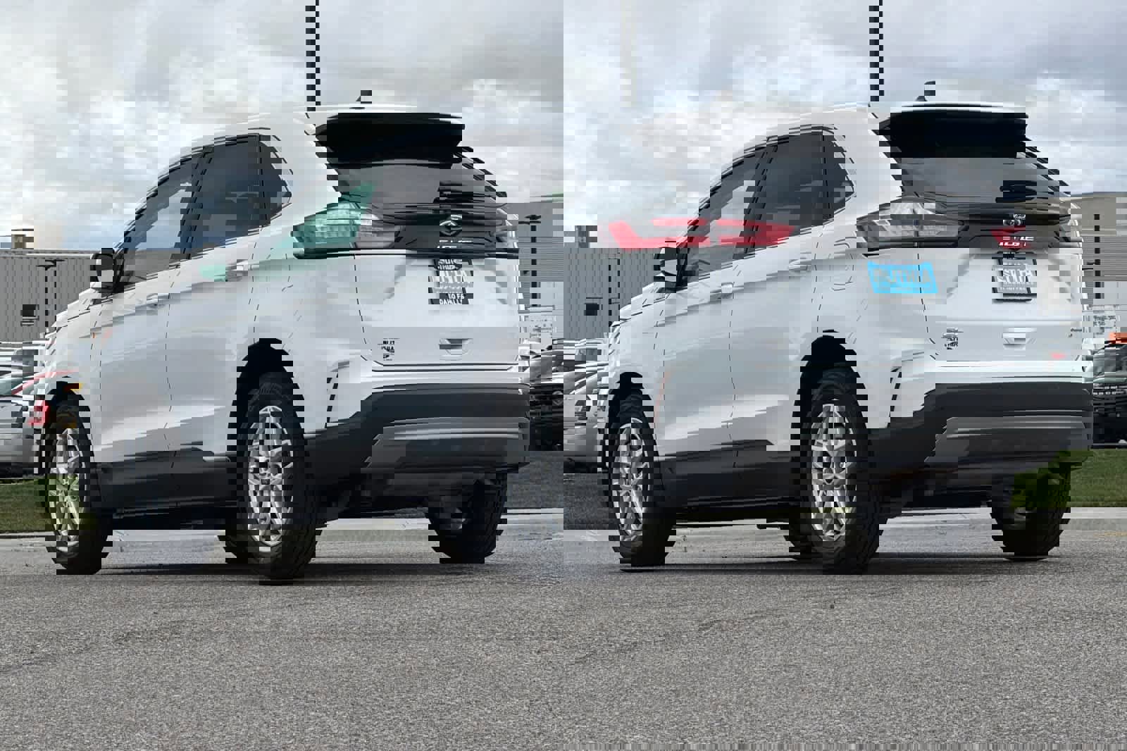 Certified 2024 Ford Edge SEL image 3