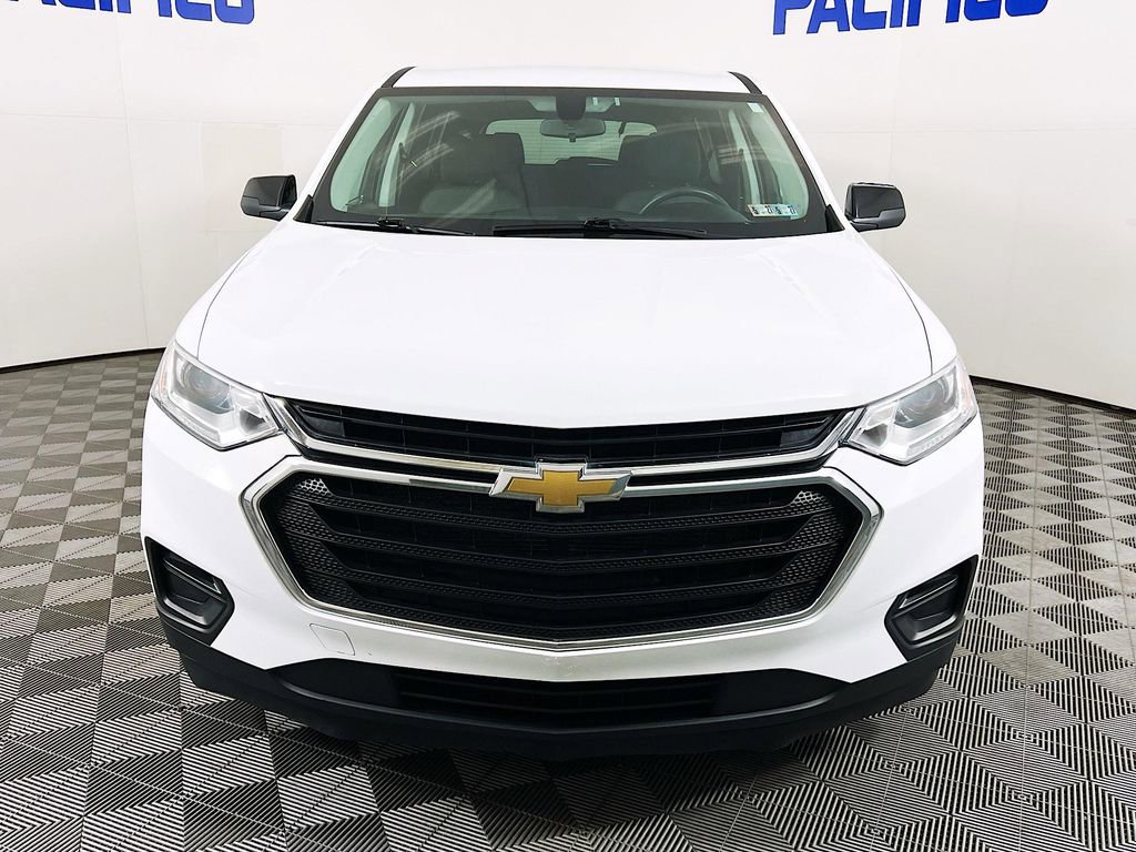 Used 2021 Chevrolet Traverse LS AWD/4WD image 3