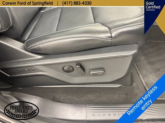 Certified 2025 Ford Expedition Platinum AWD/4WD image 10