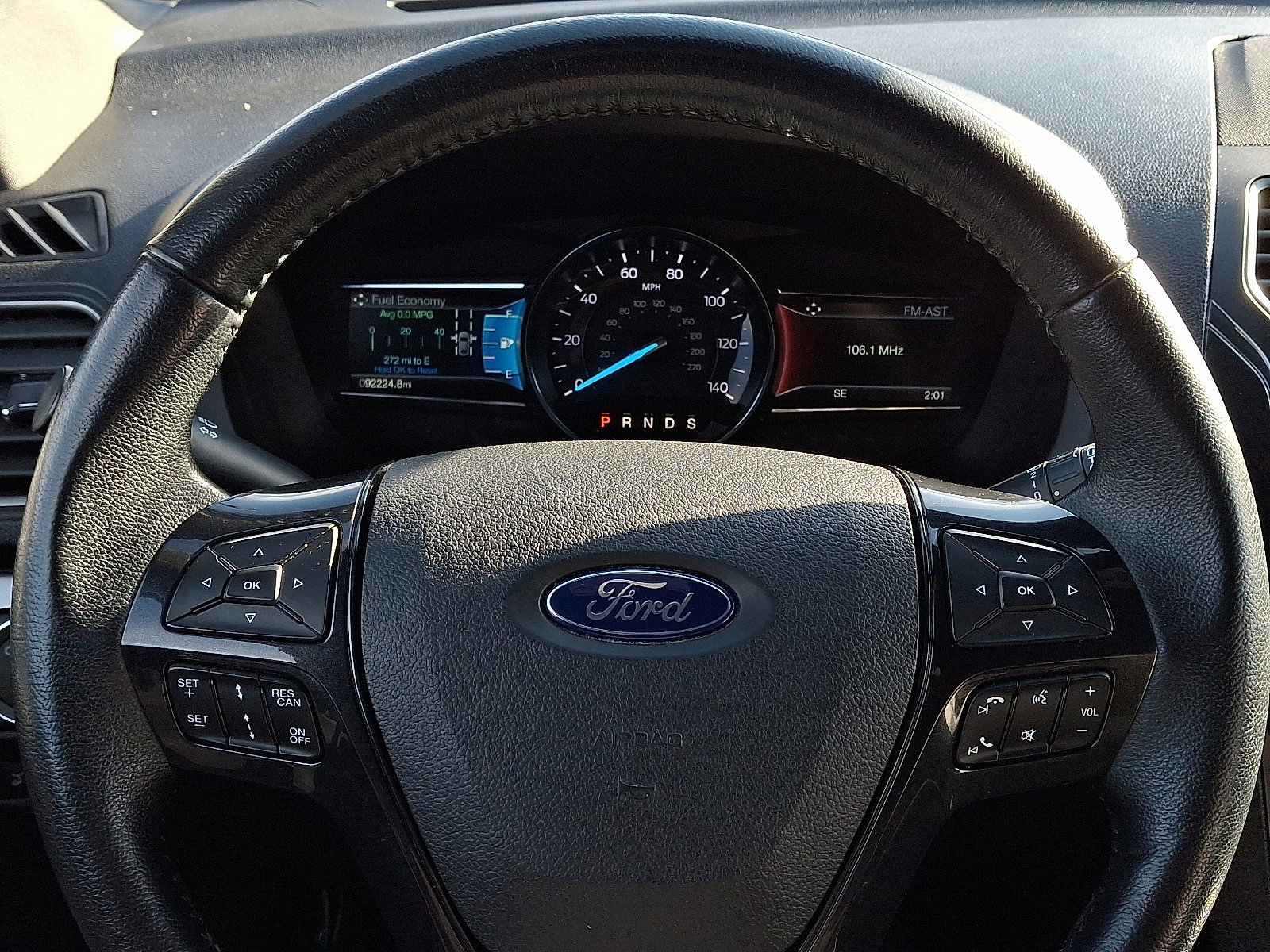 Certified 2018 Ford Explorer XLT w/ Equipment Group 202A image 21