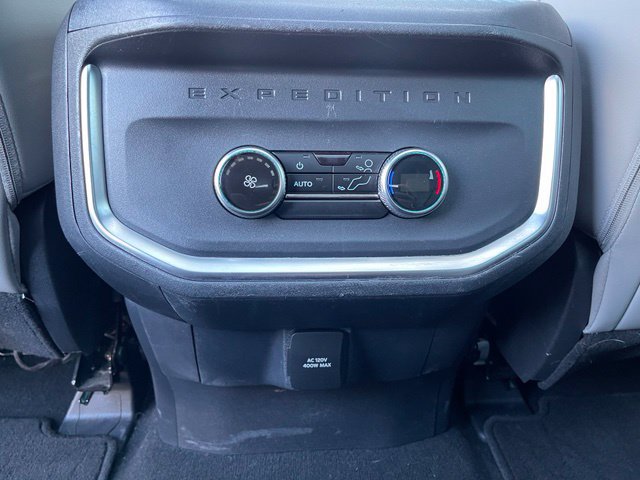 Certified 2025 Ford Expedition Active AWD/4WD image 11