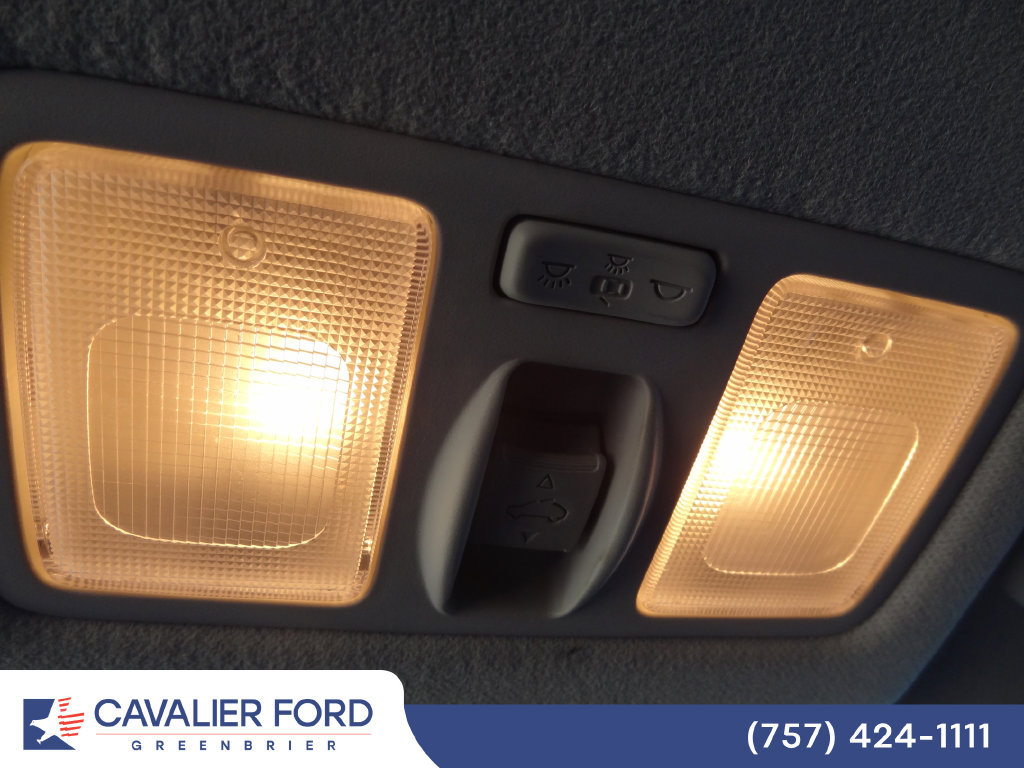 Used 2022 Hyundai Venue SEL FWD image 32