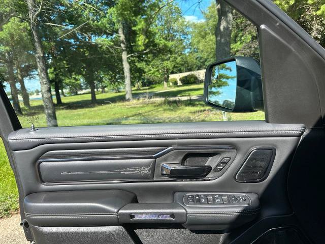 Used 2024 RAM 1500 Limited AWD/4WD image 29