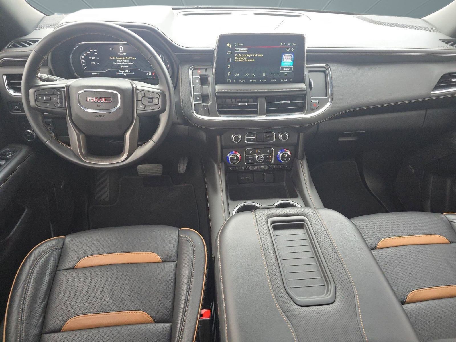 Used 2024 GMC Yukon AT4 w/ Technology Package image 14