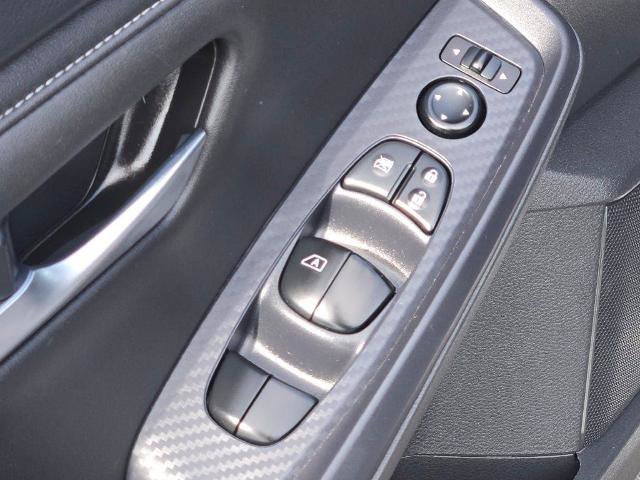 Used 2024 Nissan Sentra SV FWD image 19