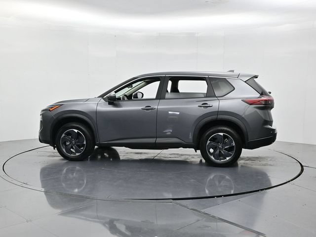 Used 2024 Nissan Rogue SV AWD/4WD image 7