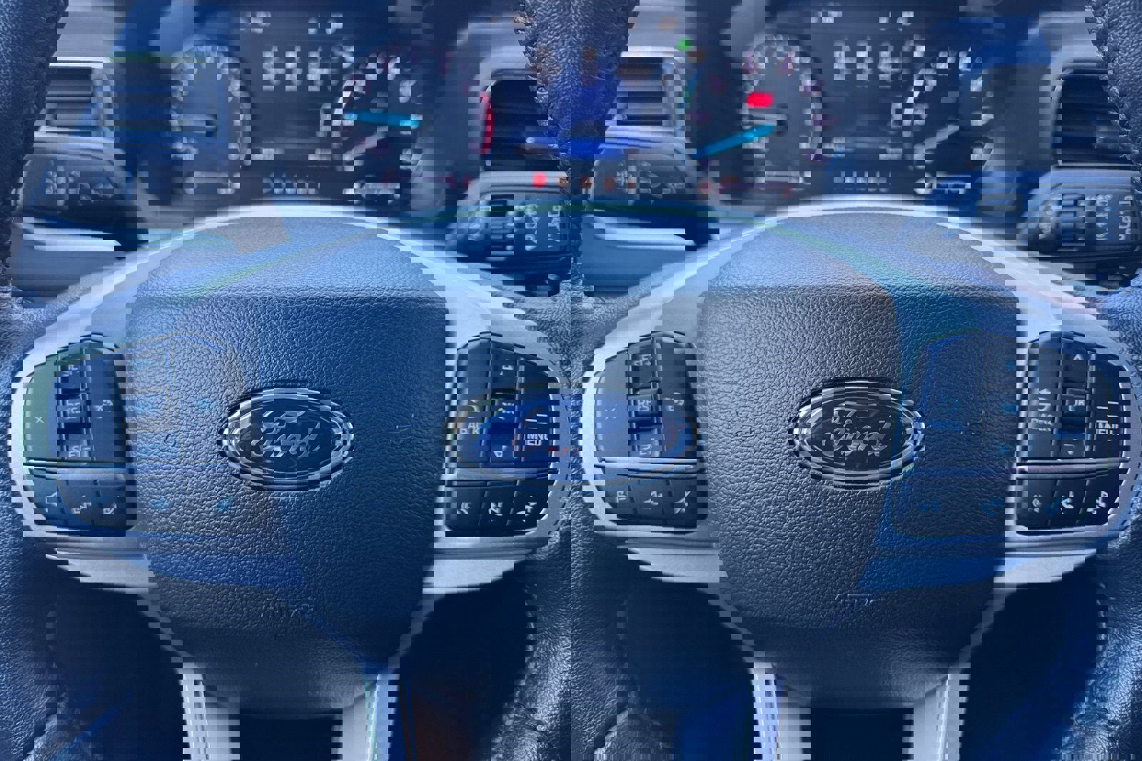 Certified 2022 Ford Explorer XLT w/ Equipment Group 202A image 24