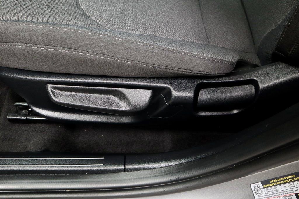 Used 2025 Kia K4 LXS image 23