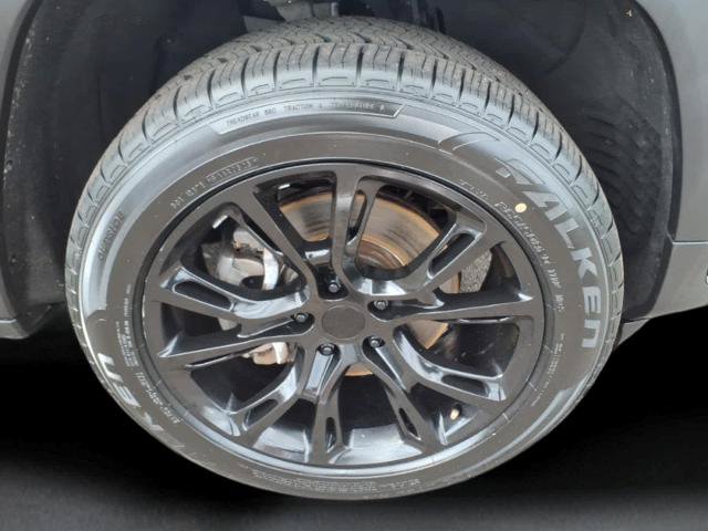 Used 2022 Jeep Grand Cherokee L Laredo w/ Luxury Tech Group I AWD/4WD image 9