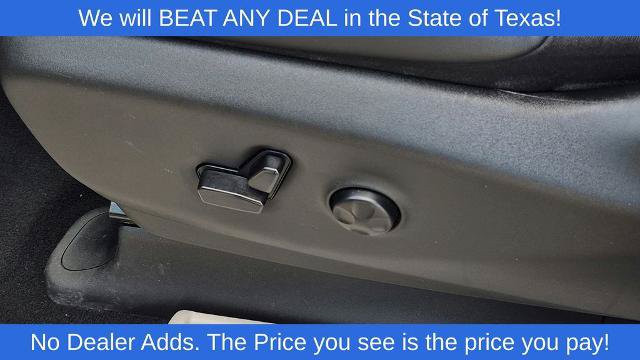 Used 2024 Chrysler Pacifica Touring-L FWD image 12