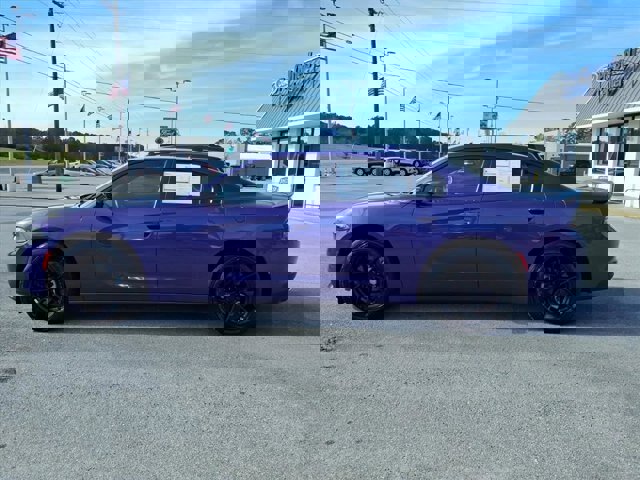 Used 2023 Dodge Charger SXT w/ Cold Weather Package image 5