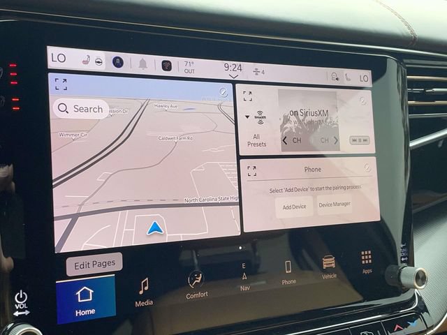 Used 2024 Jeep Grand Wagoneer Series III w/ Rear Seat Video Group 1 AWD/4WD image 32