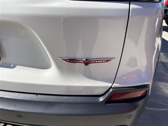 Used 2019 Jeep Cherokee Trailhawk AWD/4WD image 39