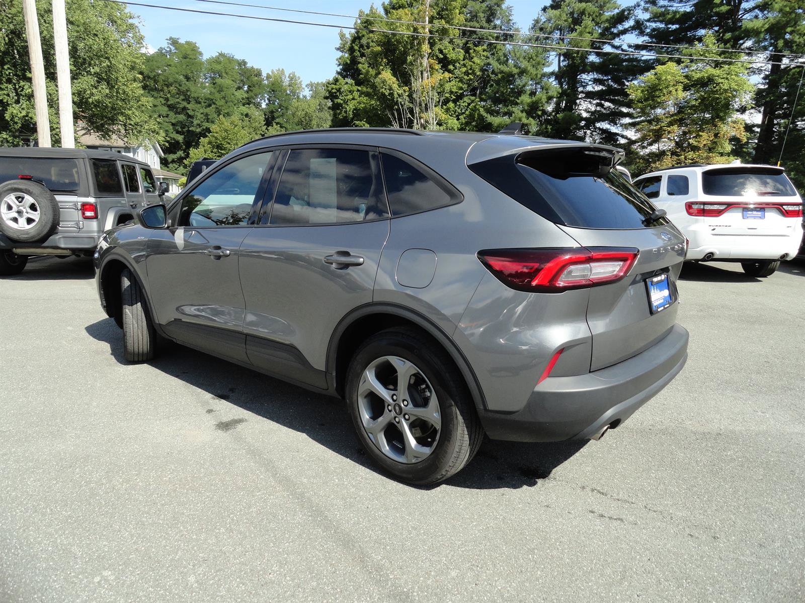 Certified 2025 Ford Escape ST-Line AWD/4WD image 7