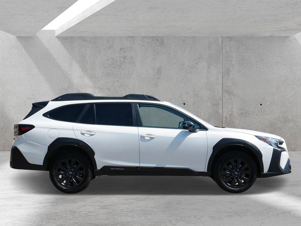 Used 2024 Subaru Outback Onyx Edition AWD/4WD image 2