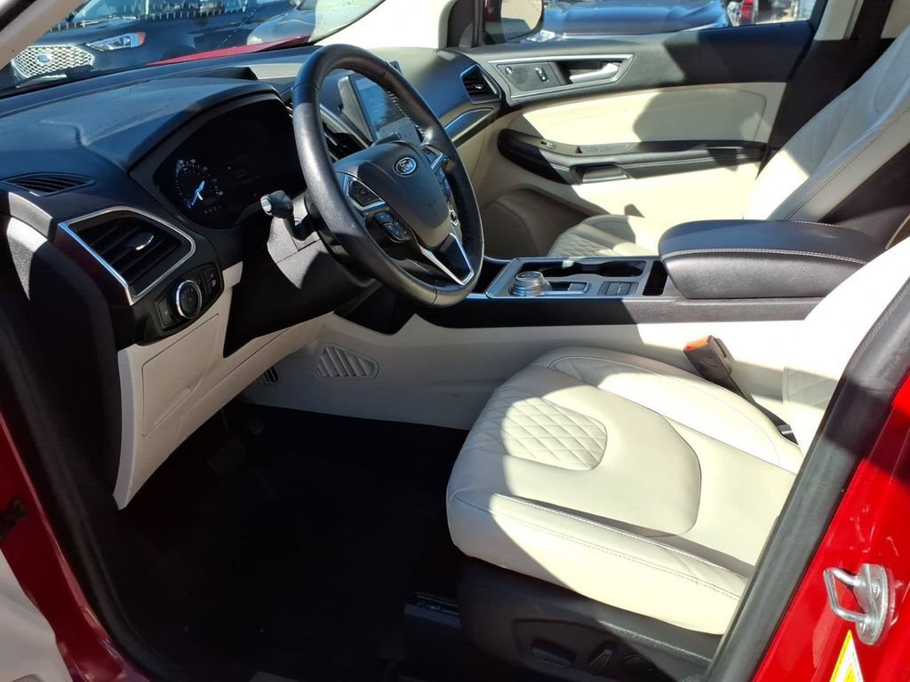 Certified 2024 Ford Edge Titanium AWD/4WD image 10