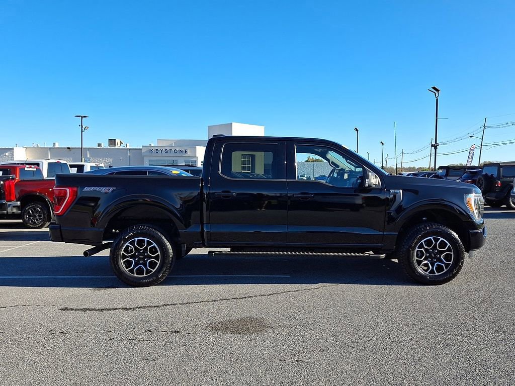 Certified 2022 Ford F150 XLT w/ Equipment Group 302A High image 5