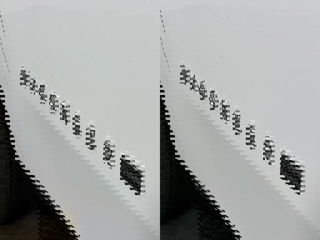 Used 2023 Jeep Wagoneer Series III w/ Preferred Equipment Group image 10