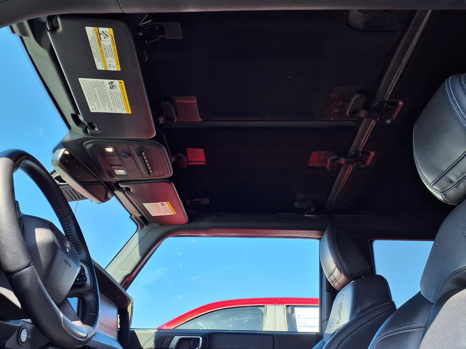 Certified 2025 Ford Bronco Badlands w/ Sasquatch Package image 13