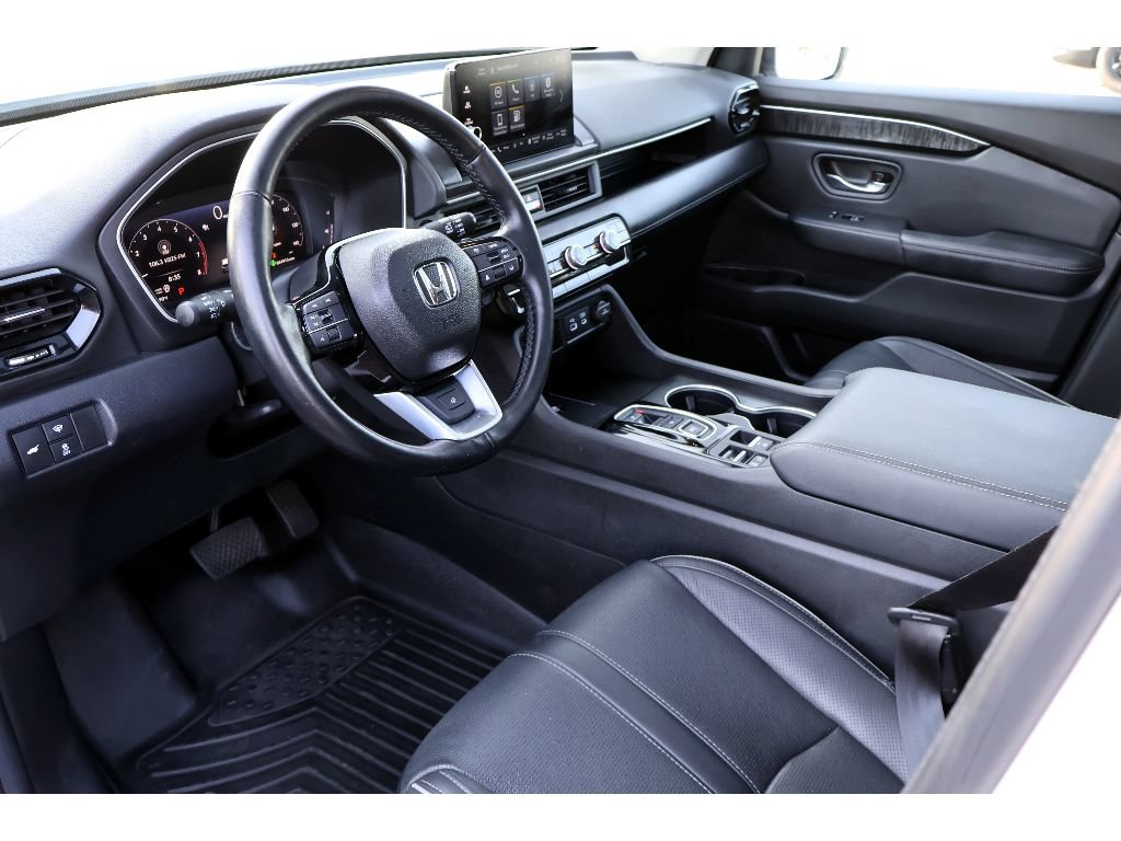 Used 2024 Honda Pilot Elite image 3