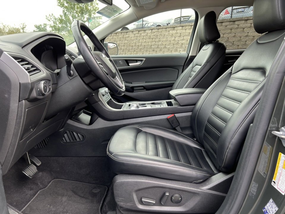 Certified 2022 Ford Edge SEL w/ Convenience Package image 11