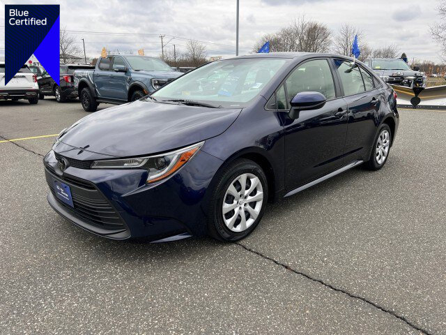 Used 2023 Toyota Corolla LE image 1
